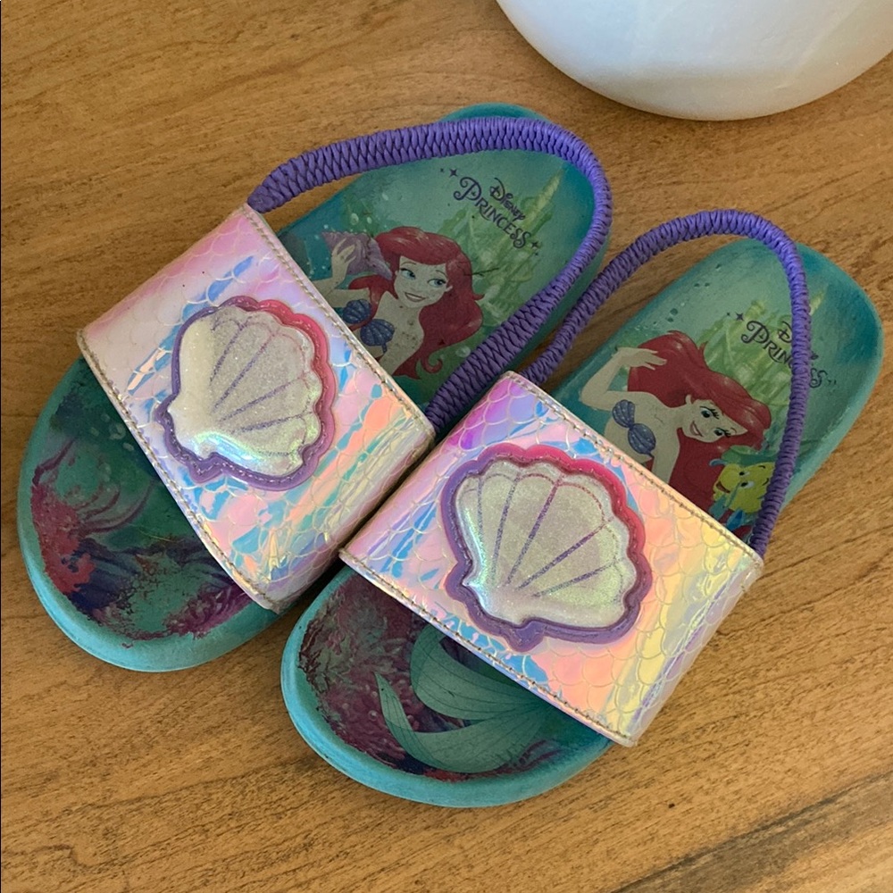 B1G2F 🚨 Disney Princess Ariel Kids Sandals - Iridescent Purple